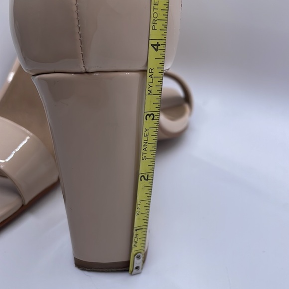 Nude patent ankle strap heels size 9 1/2 - Picture 13 of 13